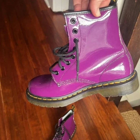 *Brand NEW* Purple Patent Leather Doc Martens Air Ware boots!! - Picture 4 of 4